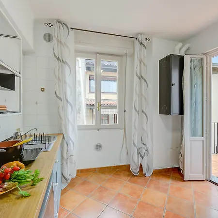 Apartment Riccardo House Stresa